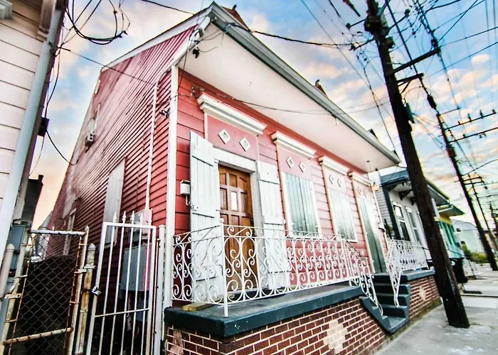 St. Ann Historic Creole Cottage 5 Bed-4Ba